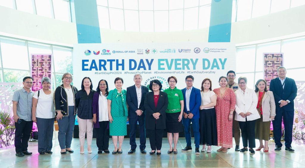 Building a greener future: SM Supermalls, DENR, and partners launch "Earth Day Every Day Project”